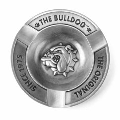 A Bulldog Dombornyomott Hamutartó