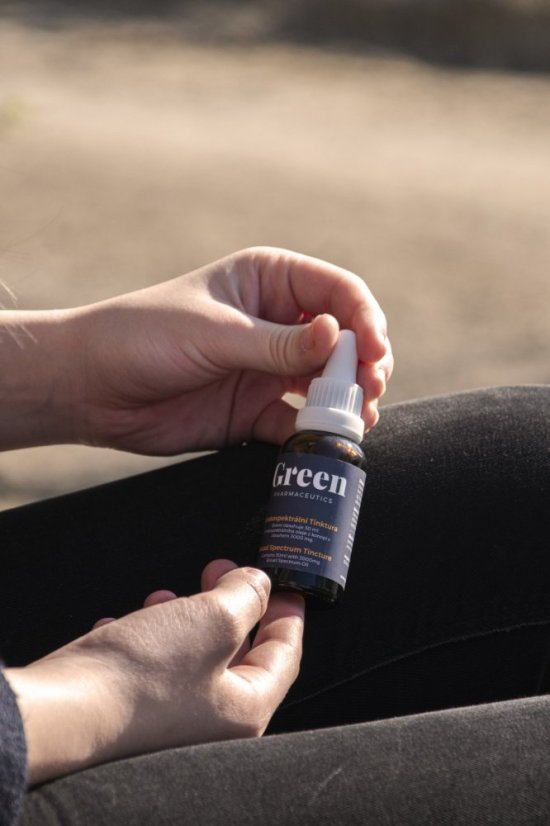Green Pharmaceutics Ευρύ φάσμα βάμμα, 10 %, 3000 mg CBD, 30 ml