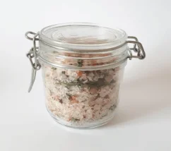 Cannor kanapių ir rožė Vonia druskos - 200 g